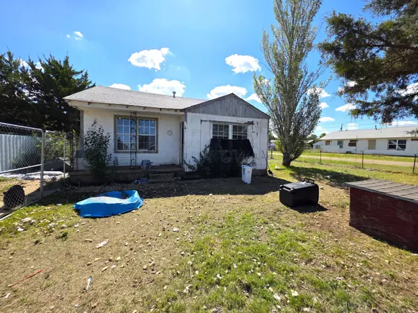 1200 E Kingsmill AVE, Pampa, TX 79065