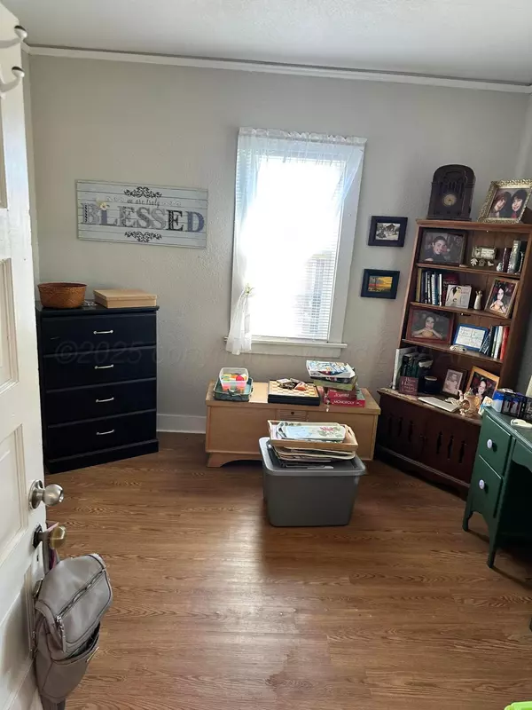 Dumas, TX 79029,1007 S Beard AVE