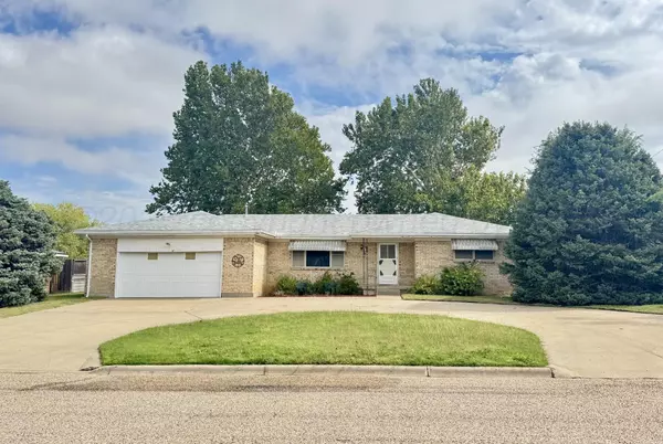 1315 S Canadian ST, Wheeler, TX 79096