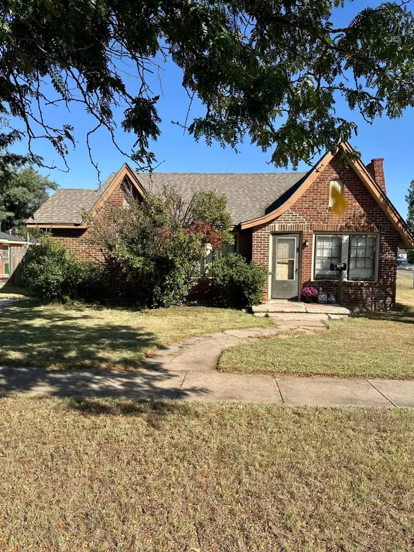 1619 7TH AVE, Canyon, TX 79015
