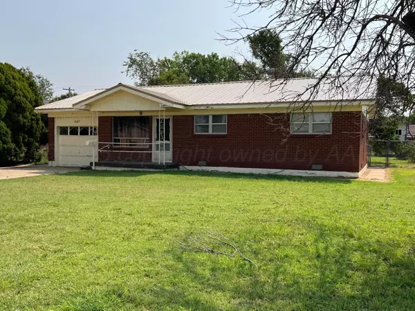 1007 S Bernice ST, Spearman, TX 79081