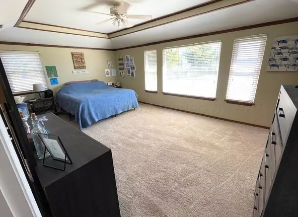 Clarendon, TX 79226,1010 W 8th ST