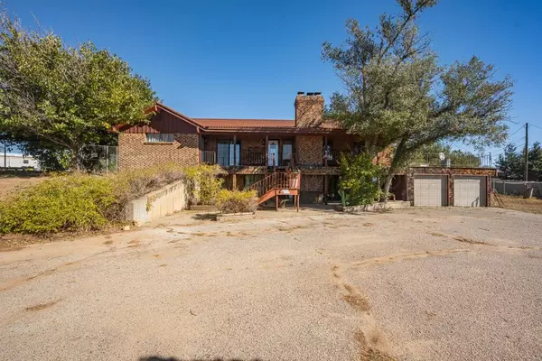 301 RANCHO TRL, Amarillo, TX 79108