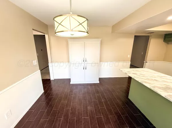 Canyon, TX 79015,1008 SANTA FE TRL