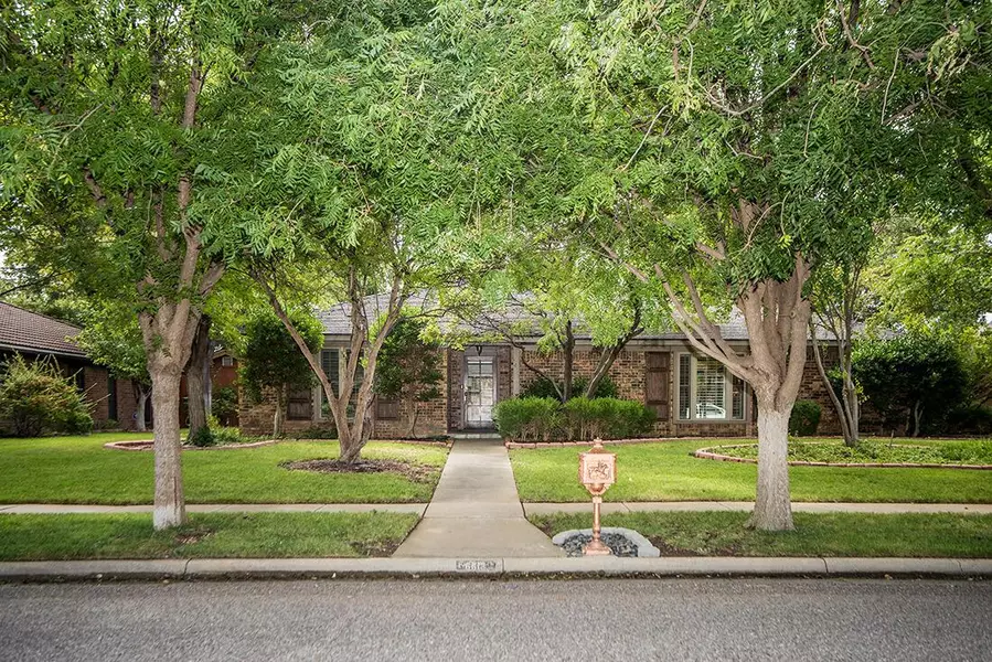6613 WENTWORTH DR, Amarillo, TX 79109