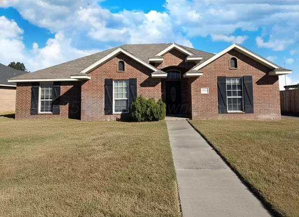 8305 ALEXANDRIA AVE, Amarillo, TX 79118