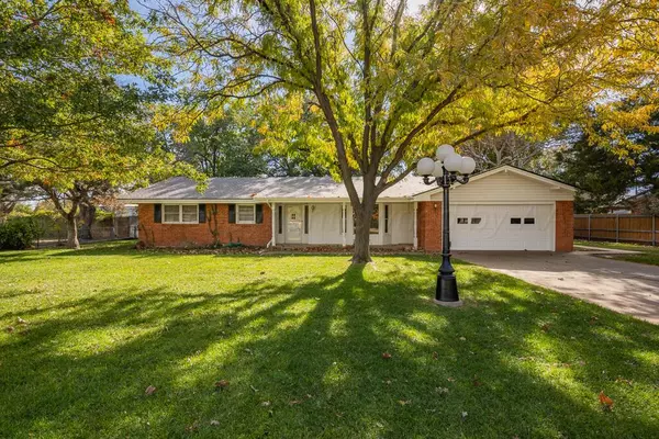 4231 Camp LN, Amarillo, TX 79110