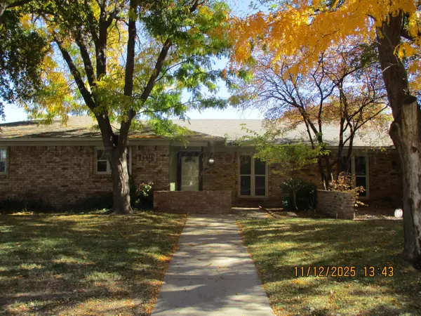 3411 Thornton DR, Amarillo, TX 79109