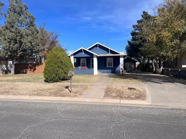 204 Lawton AVE, Hereford, TX 79045