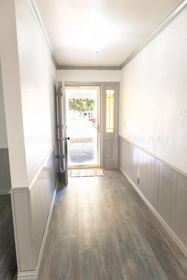 Amarillo, TX 79106,3306 PALMER DR