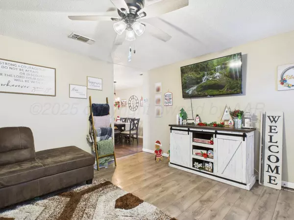 Dumas, TX 79029,506 WILLOW AVE