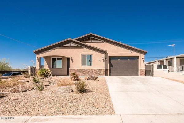 2130 Lake Dr, Lake Havasu City, AZ 86404