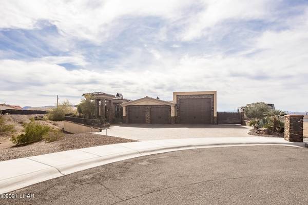 2830 Swanee Ln, Lake Havasu City, AZ 86403