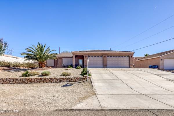 690 Desert View Dr, Lake Havasu City, AZ 86404