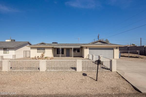 1520 Neptune Dr, Lake Havasu City, AZ 86404