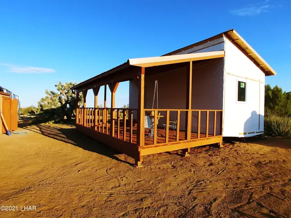 3288d Goldmine Rd, Yucca, AZ 86438