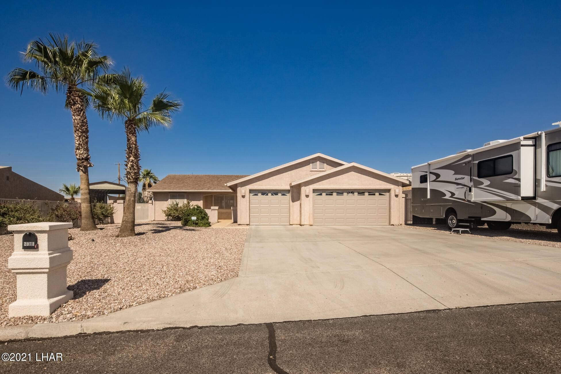 2971 Jamaica Blvd S, Lake Havasu City, AZ 86406