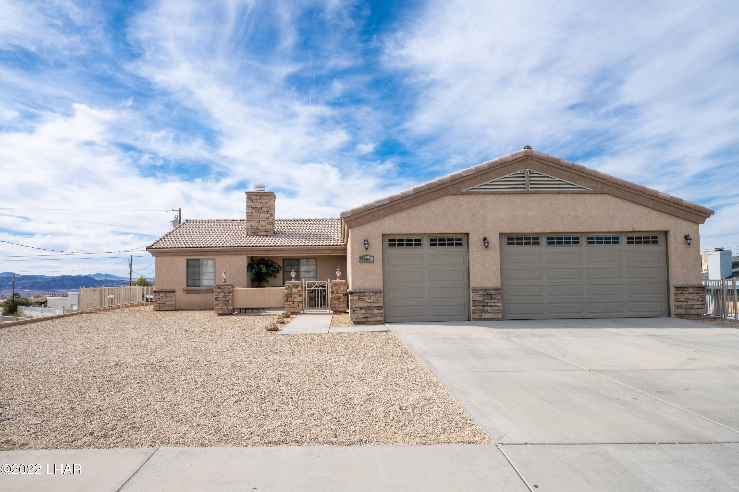 841 Thunderbolt Ave, Lake Havasu City, AZ 86406