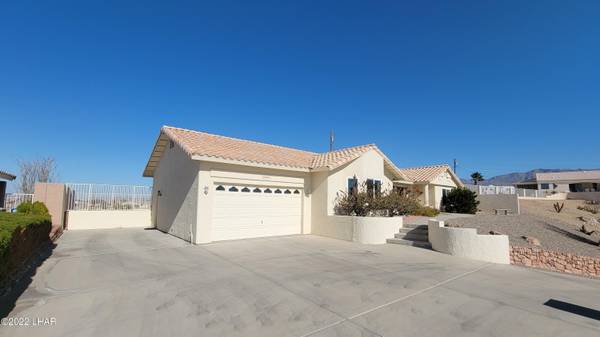 2787 Arabian Ln, Lake Havasu City, AZ 86404