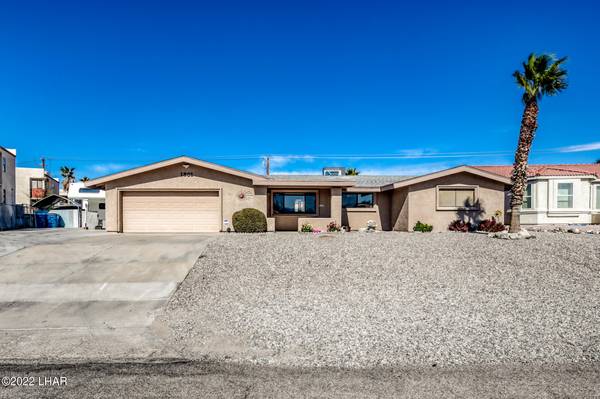 1801 Walnut Dr, Lake Havasu City, AZ 86406