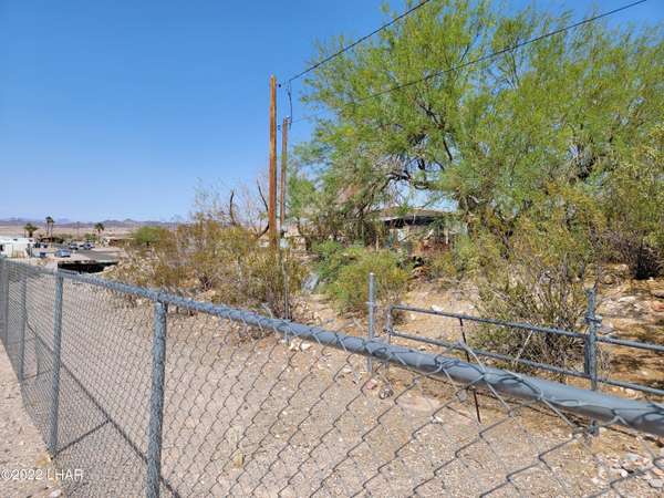 206 & 217 Hacienda Loop, Bullhead City, AZ 86429