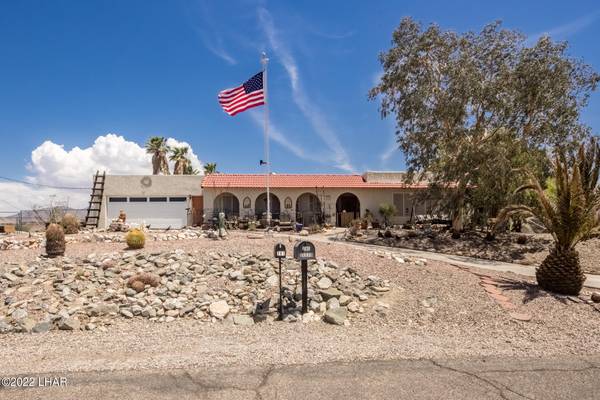 280 Powhatten Dr, Lake Havasu City, AZ 86404