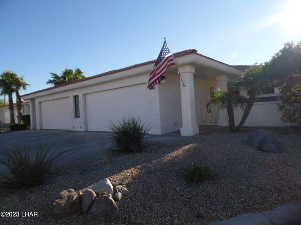 375 London Bridge Rd #35, Lake Havasu City, AZ 86403