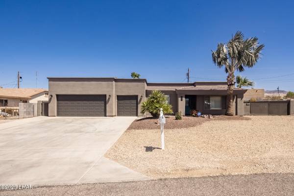 2257 Chaparral Dr, Lake Havasu City, AZ 86403