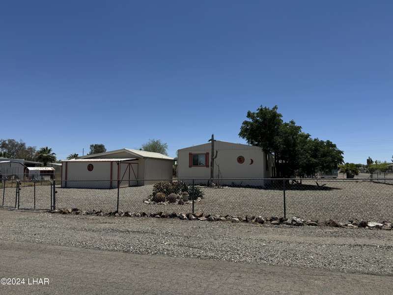 39911 Oregon Pl, Salome, AZ 85348