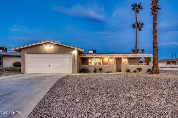 2775 Typhoon Ln, Lake Havasu City, AZ 86403