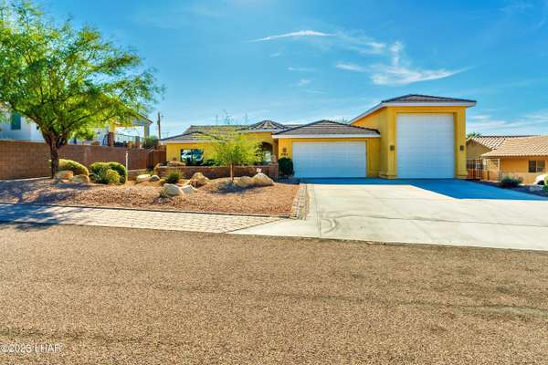 2960 Alibi Dr, Lake Havasu City, AZ 86404