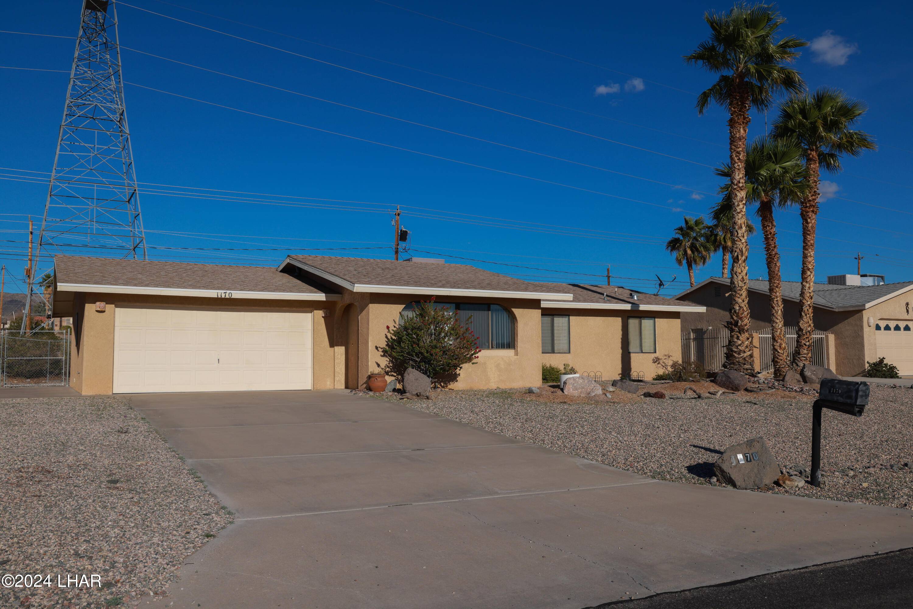 1170 Mohican Dr, Lake Havasu City, AZ 86406