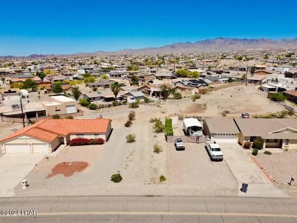 2265 Holly Ave, Lake Havasu City, AZ 86403