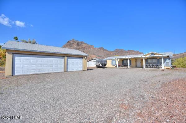 4957 Trade Winds W, Parker, AZ 85344