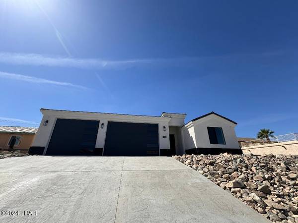 3382 Palmtree Dr, Lake Havasu City, AZ 86404