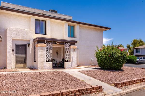 1884 Montana Vista #B, Lake Havasu City, AZ 86403