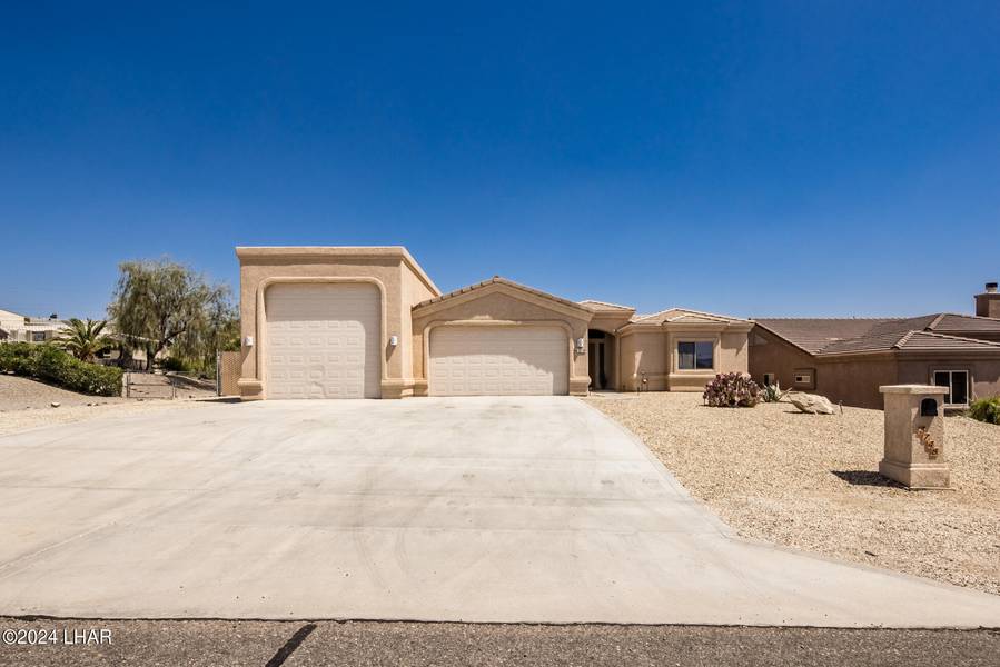 3748 Challenger Dr, Lake Havasu City, AZ 86406