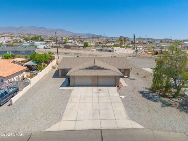 3116 Leawood Dr, Lake Havasu City, AZ 86404