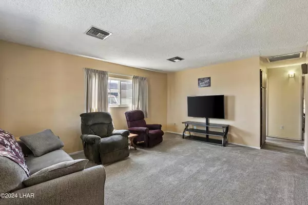 Bullhead City, AZ 86442,1973 E Riverbend Cir