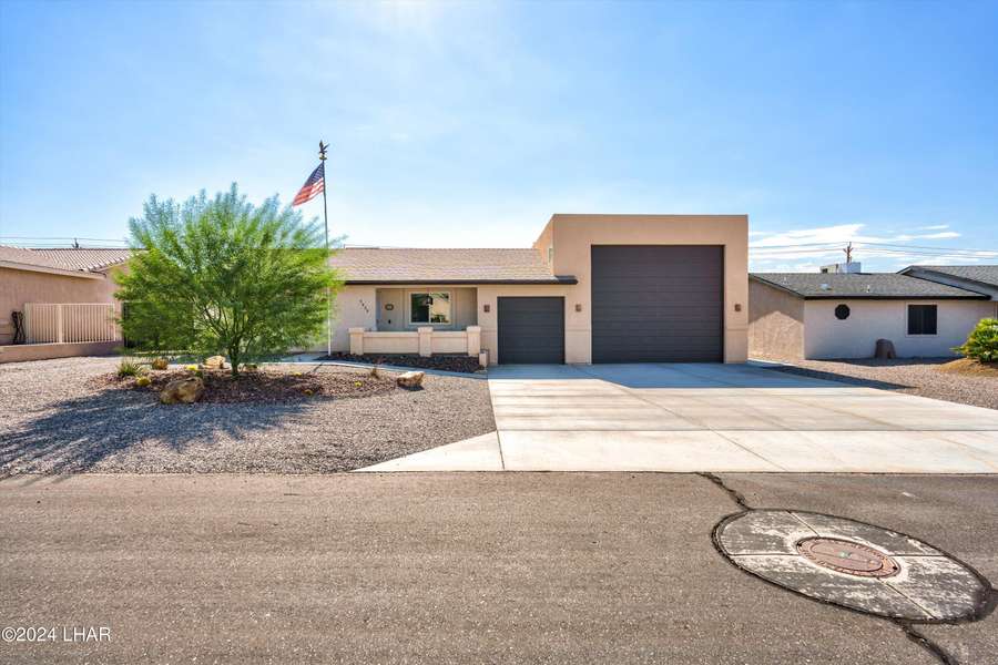 3620 Beechwood Dr, Lake Havasu City, AZ 86406