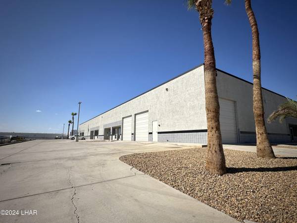 2175 N Kiowa Blvd #4, Lake Havasu City, AZ 86403