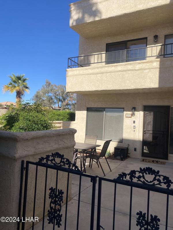 1047 Barcelona, Lake Havasu City, AZ 86403