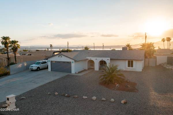 111 Nelson Ln, Lake Havasu City, AZ 86403