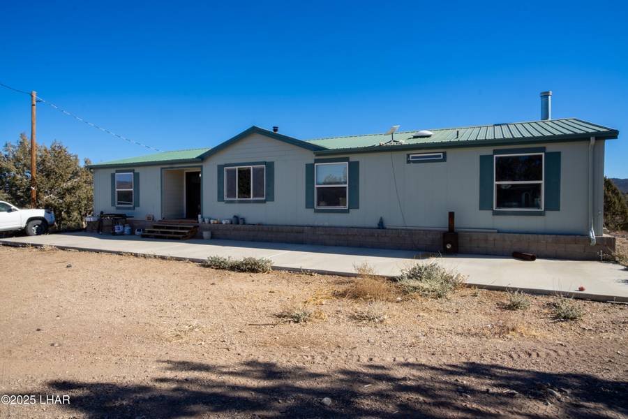 792 S Knight Creek Rd, Kingman, AZ 86401