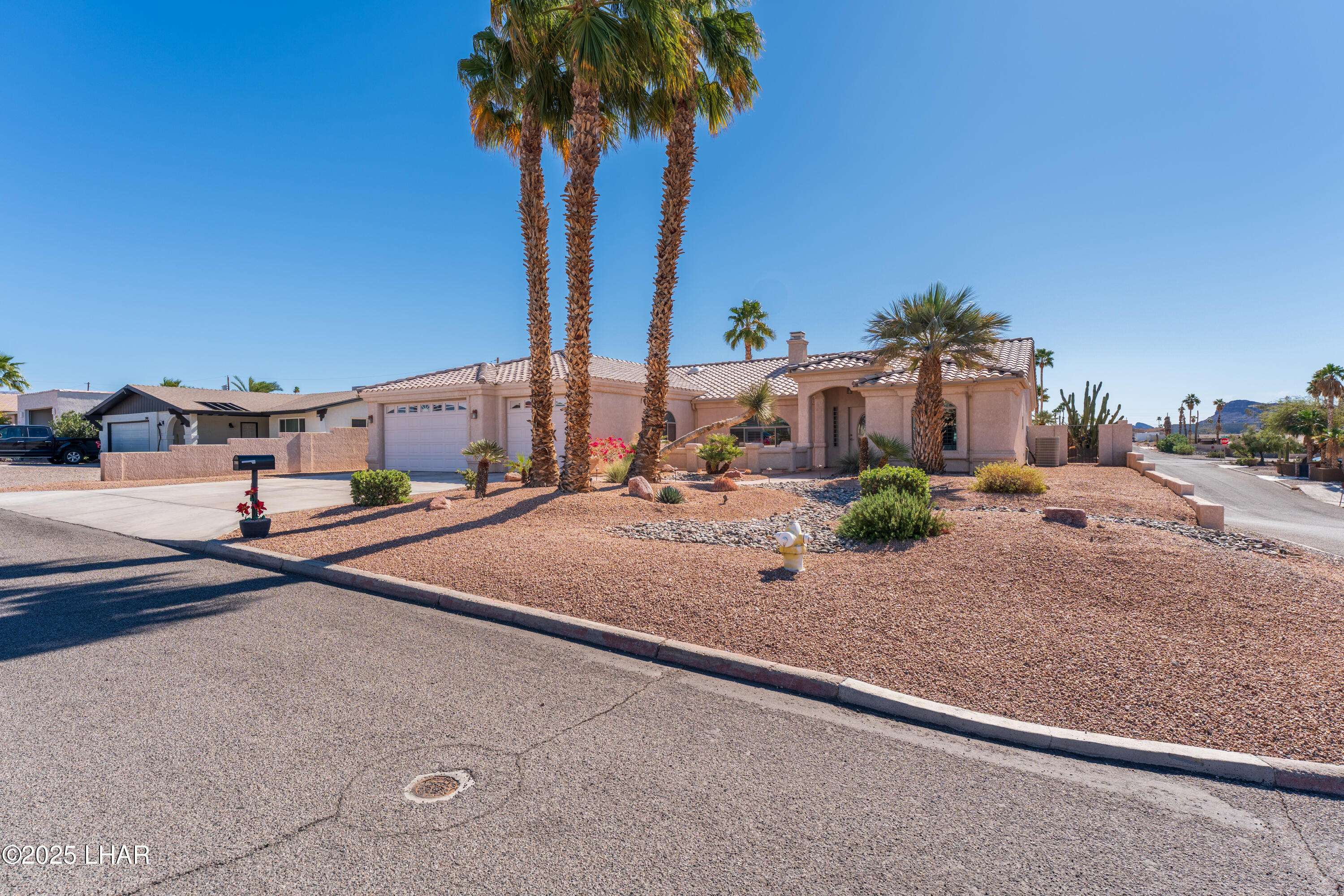 2900 War Eagle Dr, Lake Havasu City, AZ 86406