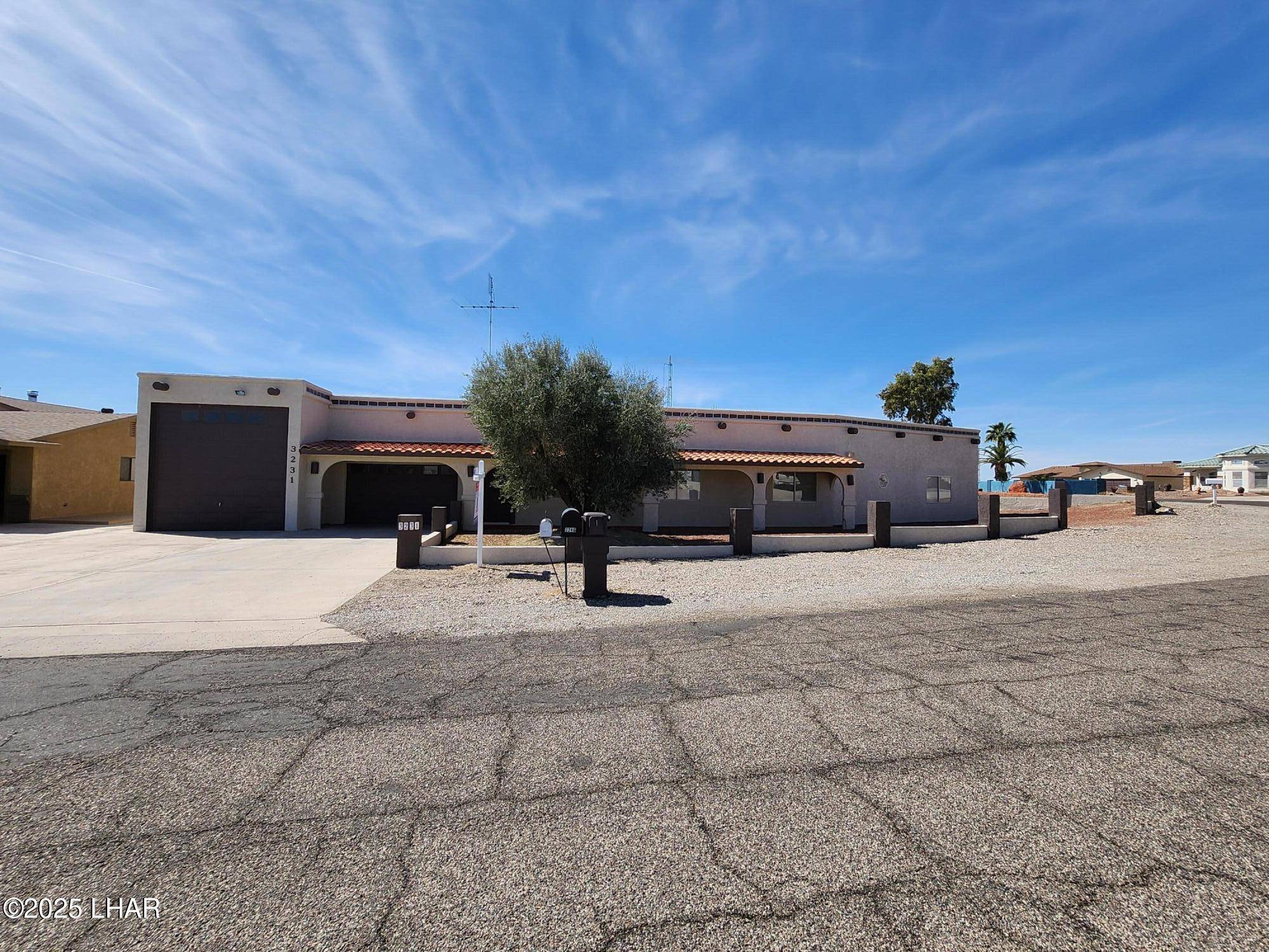 3231 Thistle Dr, Lake Havasu City, AZ 86406