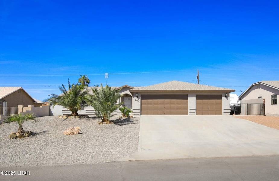 2741 Indian Pipe Dr, Lake Havasu City, AZ 86406