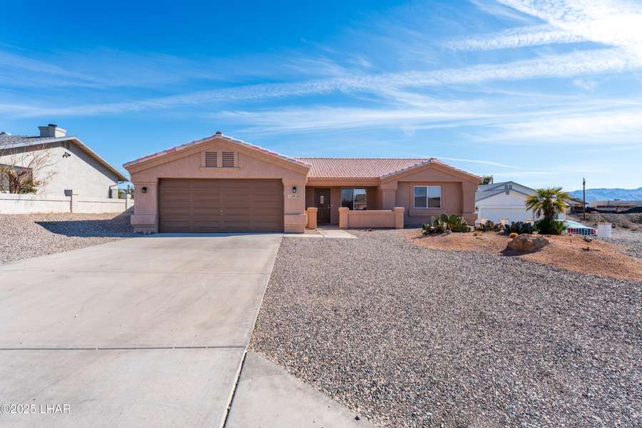 2858 Swanee Ln, Lake Havasu City, AZ 86403