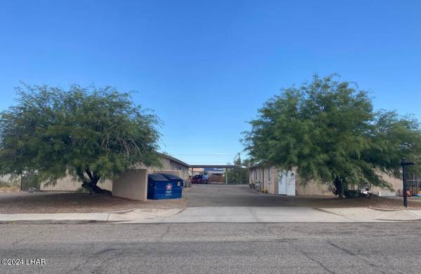 2091 Holly Ave, Lake Havasu City, AZ 86403