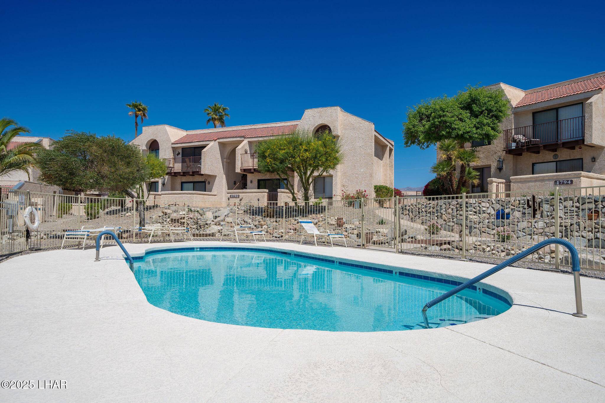 1798 Bahama Ave #B, Lake Havasu City, AZ 86403
